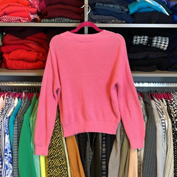 Ann Taylor pink long sleeve crew neck sweater size S - Picture 3 of 3